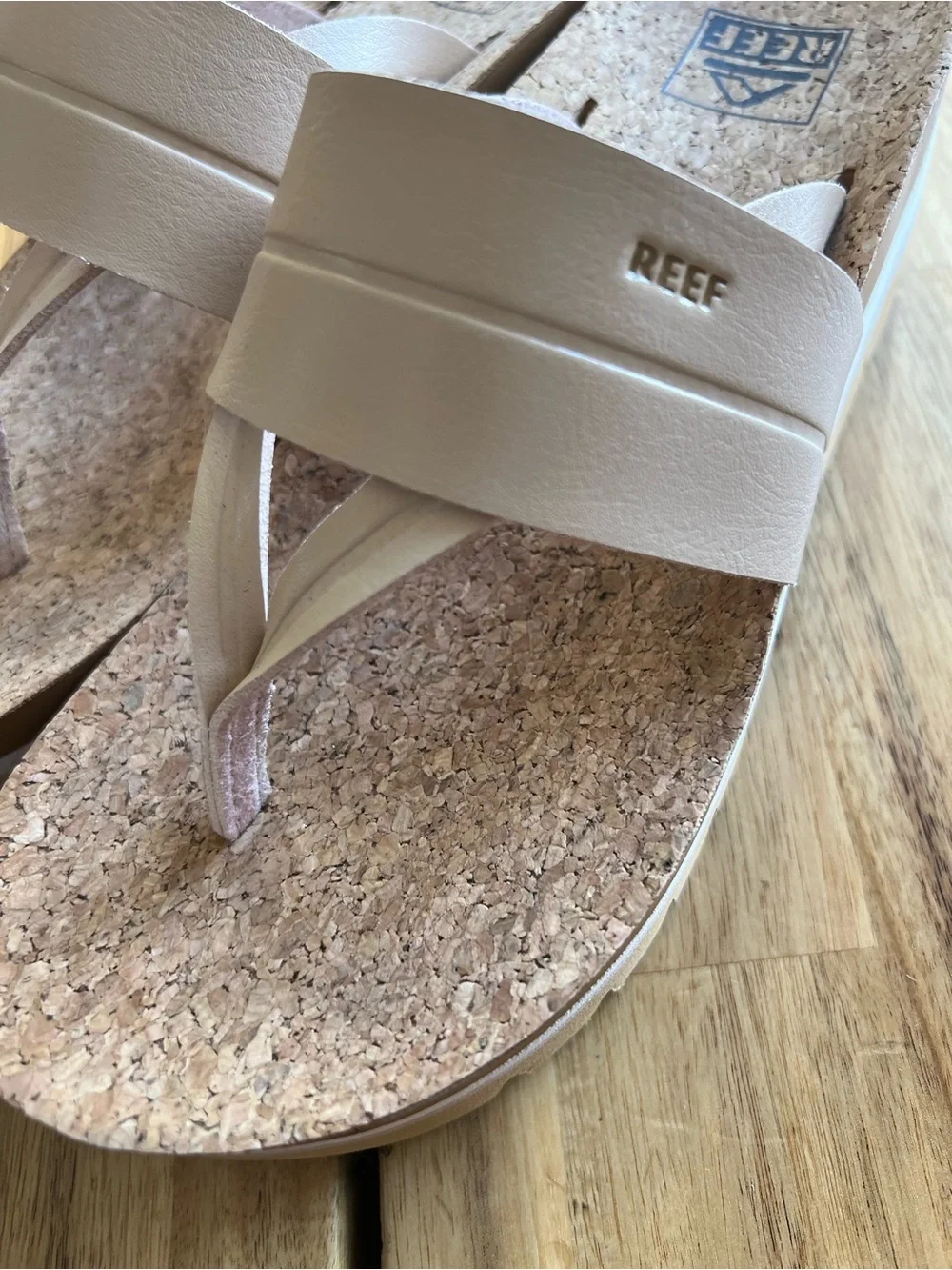 Reef Lennox Higher Platform Flip Flops | US 7 | Beige Cork Sandals